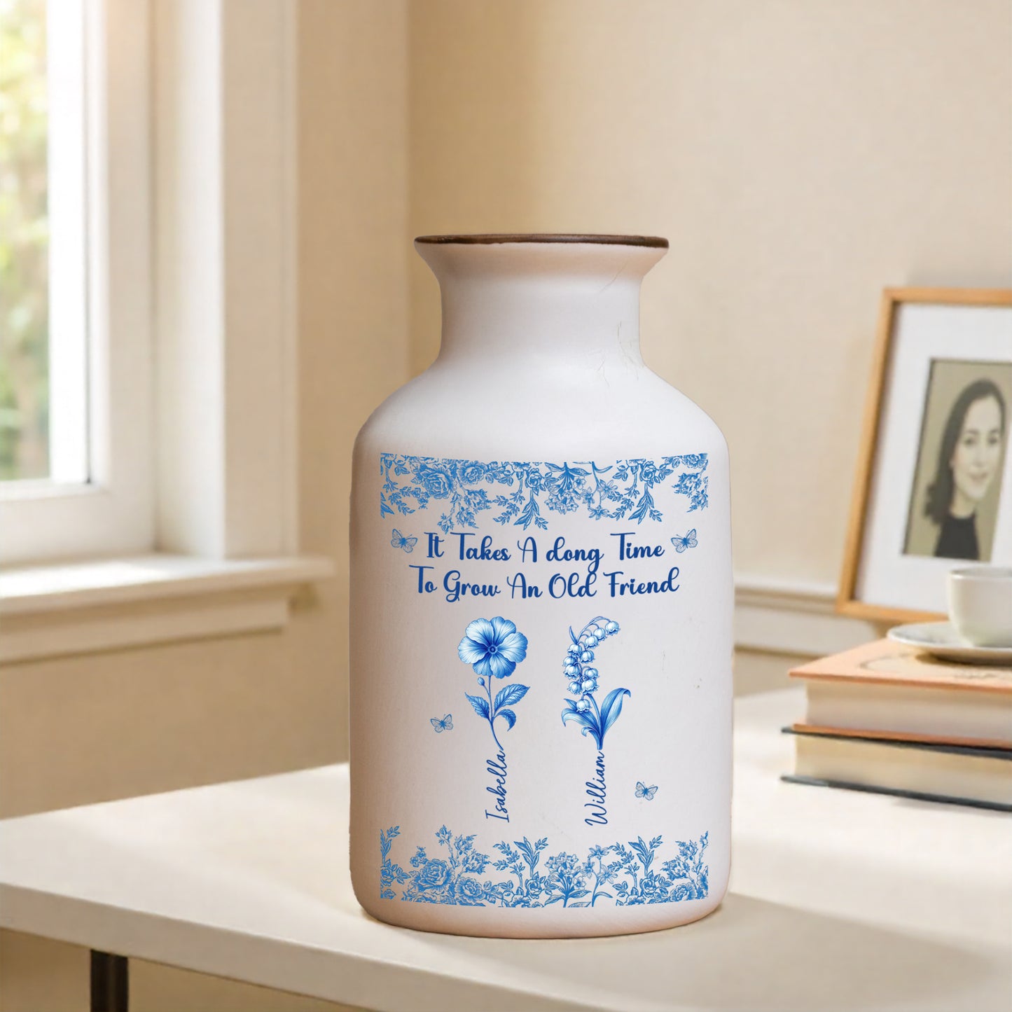 Bestie Flowers Toile De Jouy Style - Elegant White Ceramic Flower Vase Minimalist