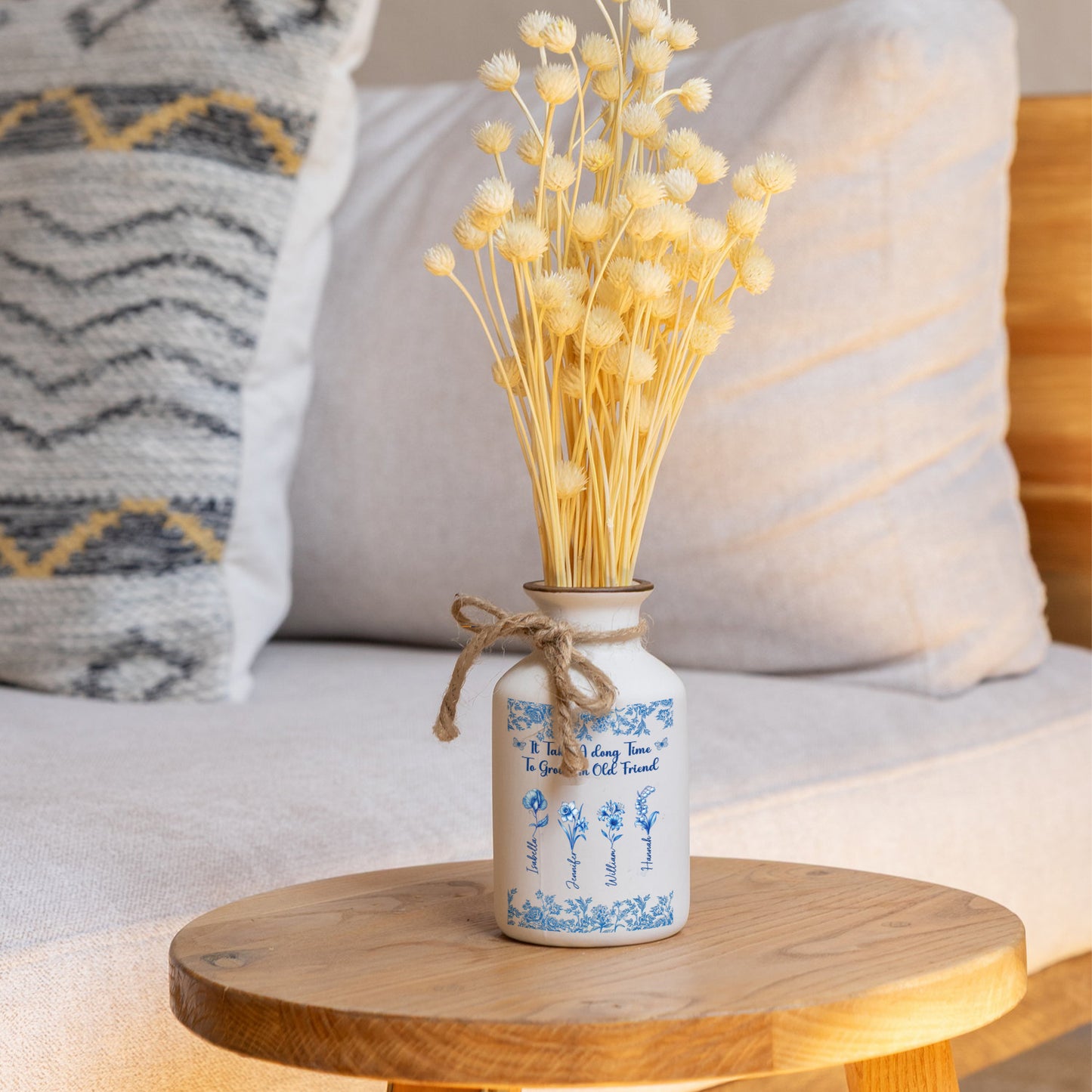 Bestie Flowers Toile De Jouy Style - Elegant White Ceramic Flower Vase Minimalist