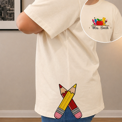 Cette maman appartient à - T-shirt unisexe personnalisé 