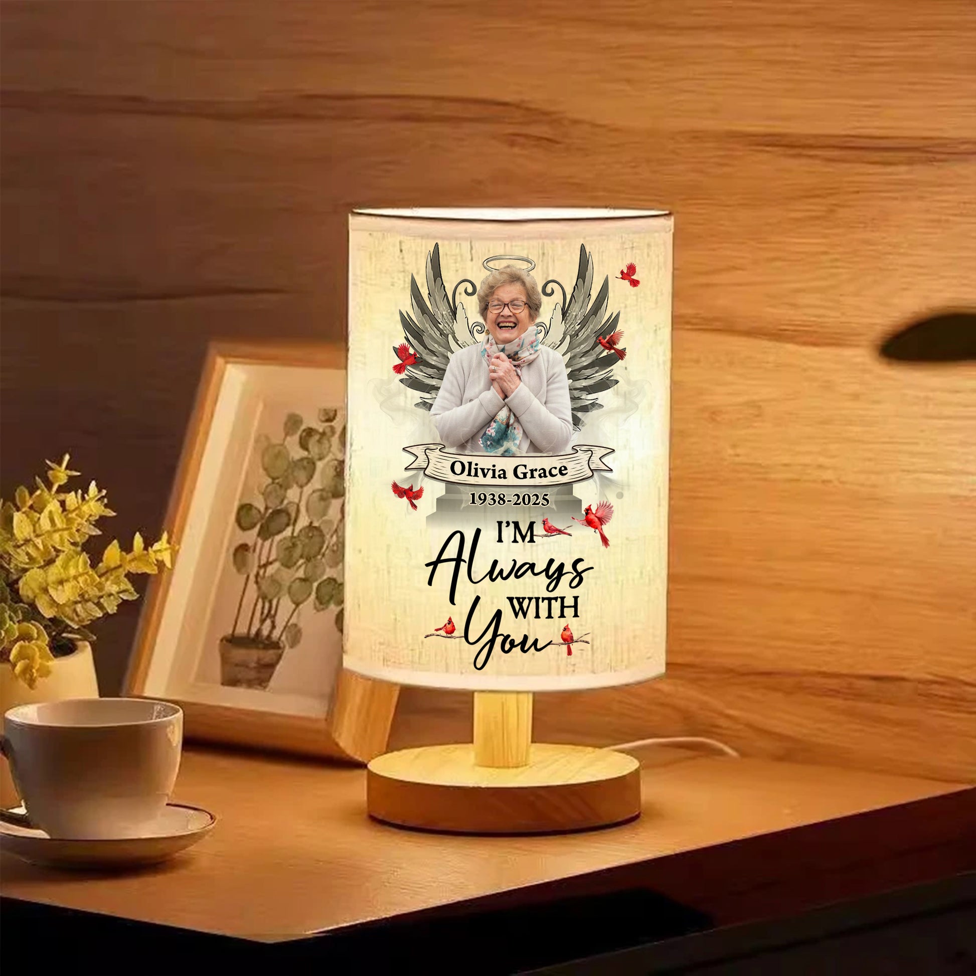 Custom photo lamp with personalized "Forever in My Heart" design, showcasing a heartfelt memorial gift.