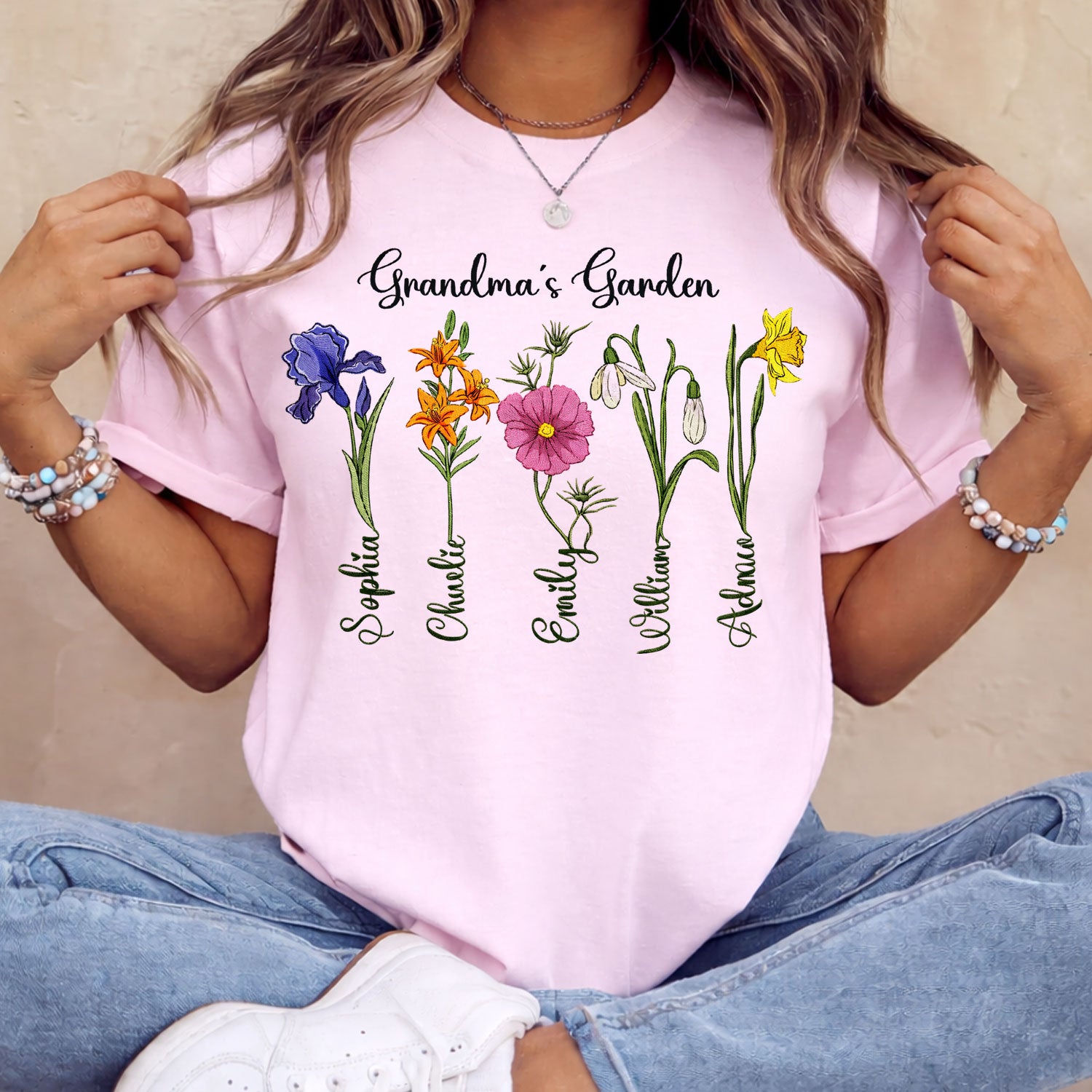 Embroidered Flowers Crewneck Sweatshirt - Floral embroidered hoodie, gifts for mom and grandma.