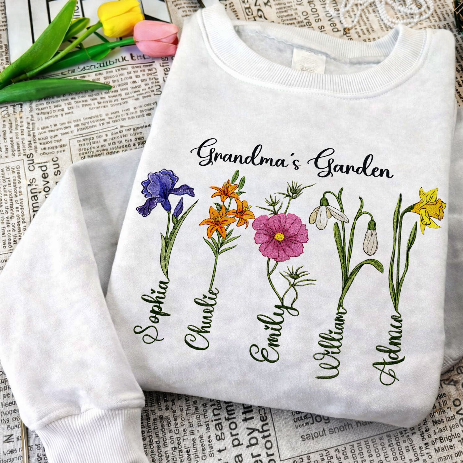 Embroidered Flowers Crewneck Sweatshirt - Floral embroidered hoodie, gifts for mom and grandma.