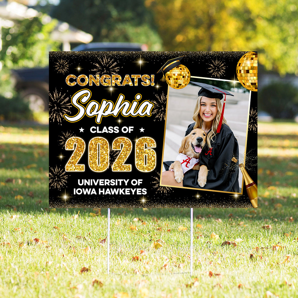 Graduation Decor 2026 Lawn Sign, Graduation Gift - Personalized Graduation Yarn Sign With Stake