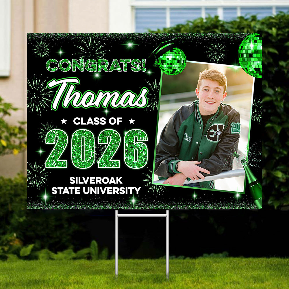 Graduation Decor 2026 Lawn Sign, Graduation Gift - Personalized Graduation Yarn Sign With Stake