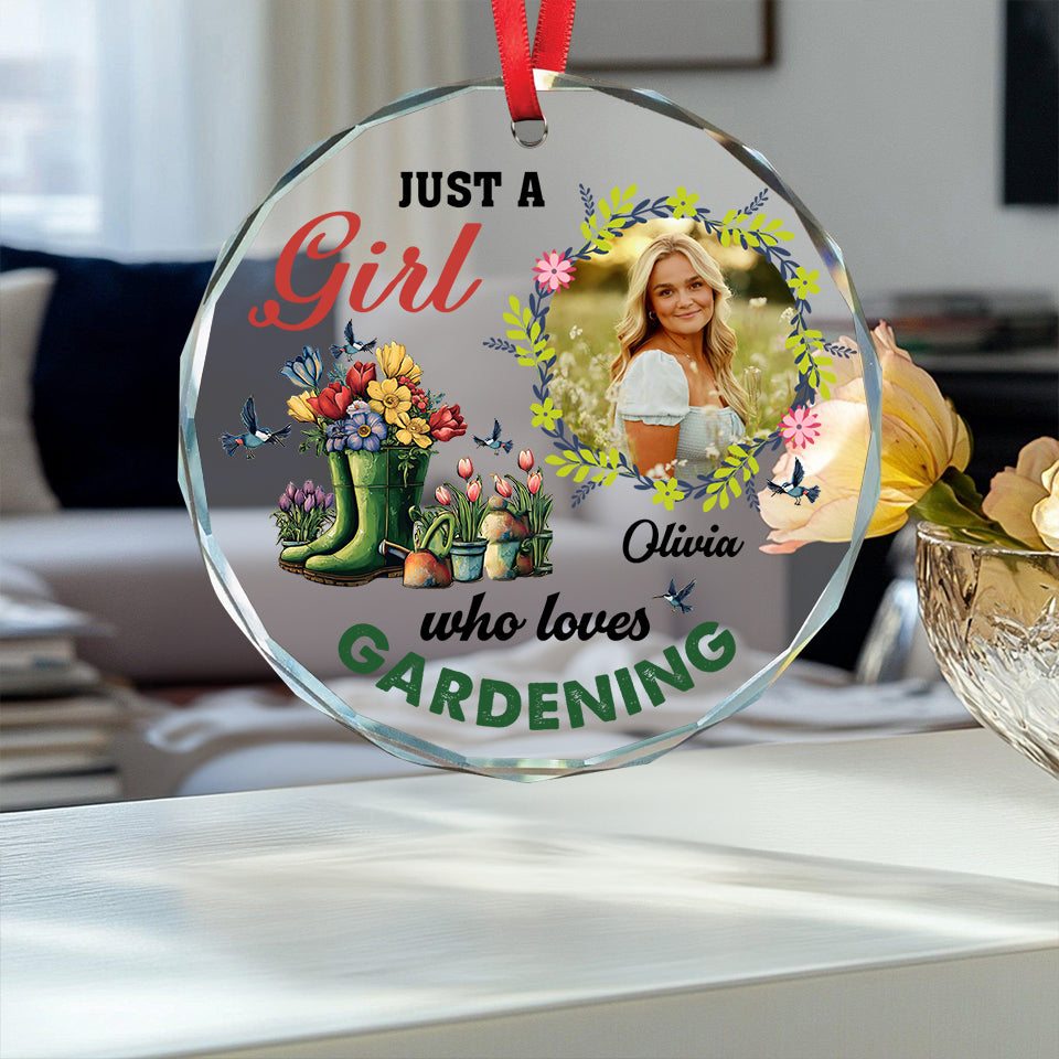 I'm a Plantaholic personalized glass ornament featuring a lush plant design.