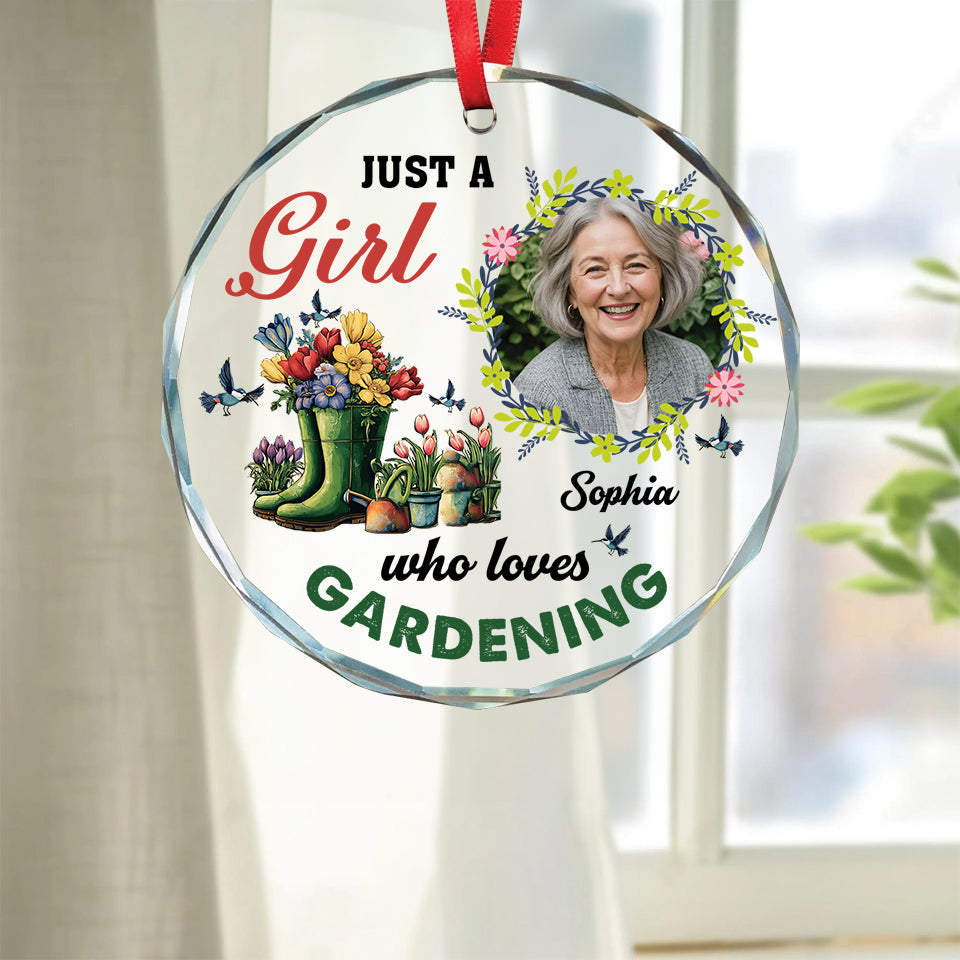 I'm a Plantaholic personalized glass ornament featuring a lush plant design.