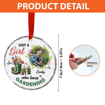 I'm a Plantaholic personalized glass ornament featuring a lush plant design.