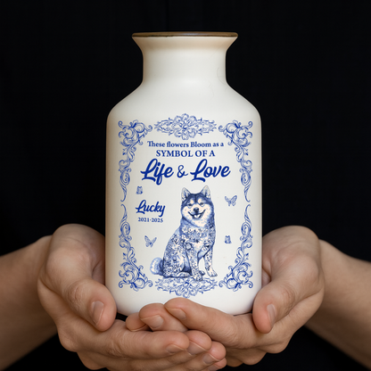 Personalized ceramic flower vase with dog design. Elegant, minimalist white vase for life and love.