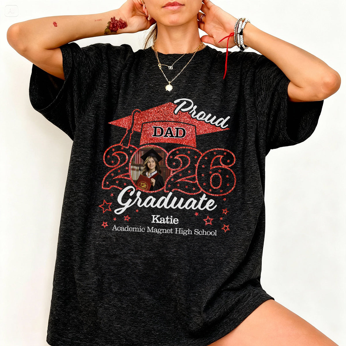 Cette maman appartient à - T-shirt unisexe personnalisé 