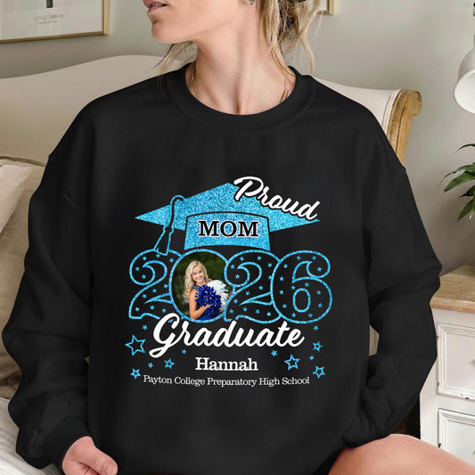 Proud Mom Dad Class Of 2026 - Hoodie Sweatshirt - Custom Unisex T-shirt